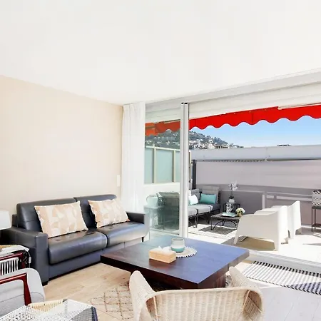 Xxl 2 Beds With Xxl Terrace Next To Martinez *