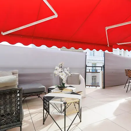 Xxl 2 Beds With Xxl Terrace Next To Martinez Apartman